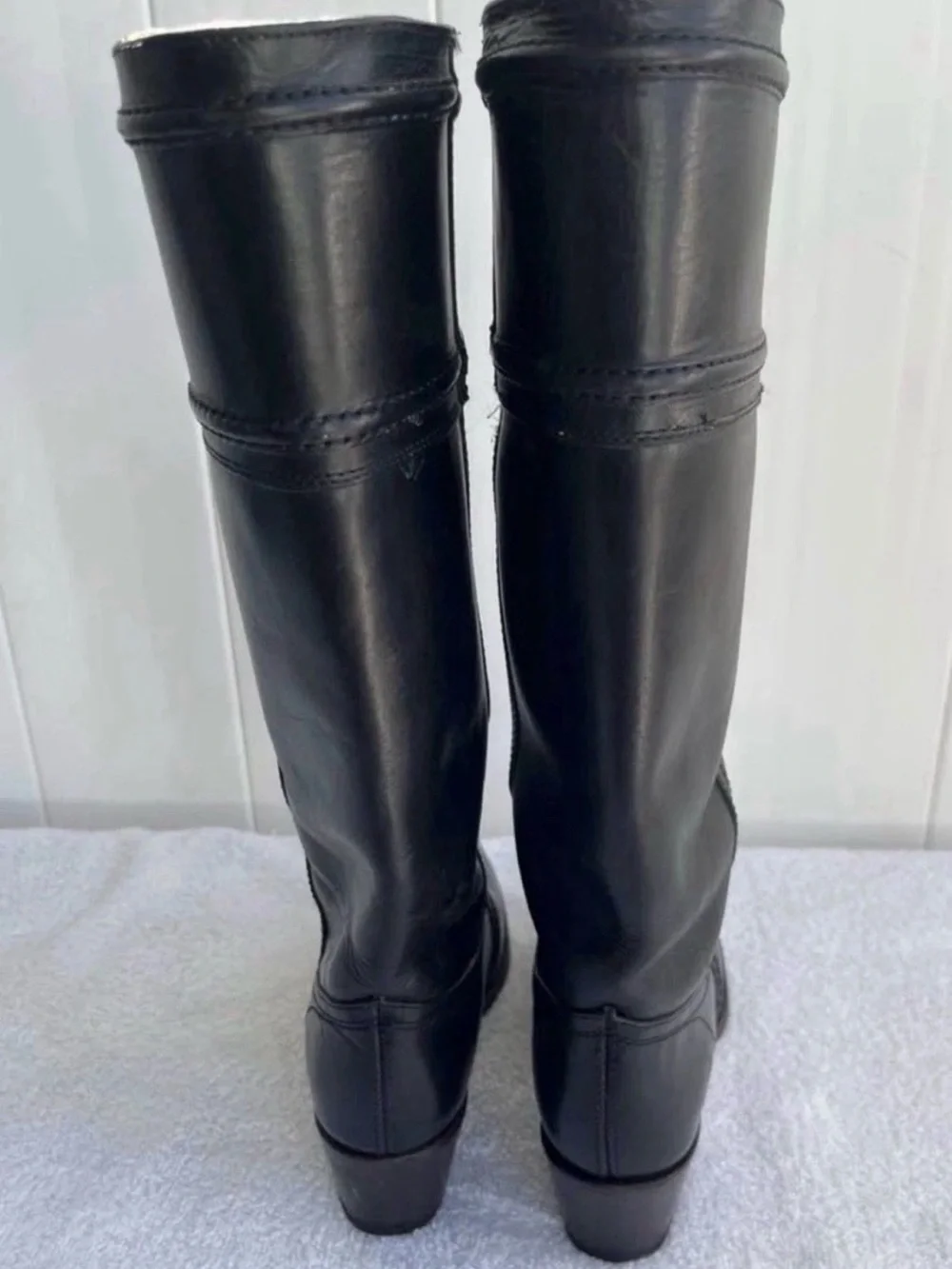 Vintage Women’s FRYE Classic Tall Black Leather Boots - Style: Jane 14L (Size 9)